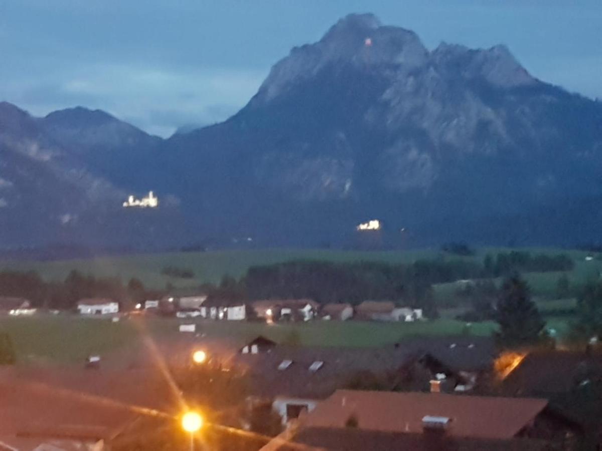 Neuschwanstein-Blick Fussen Exterior foto