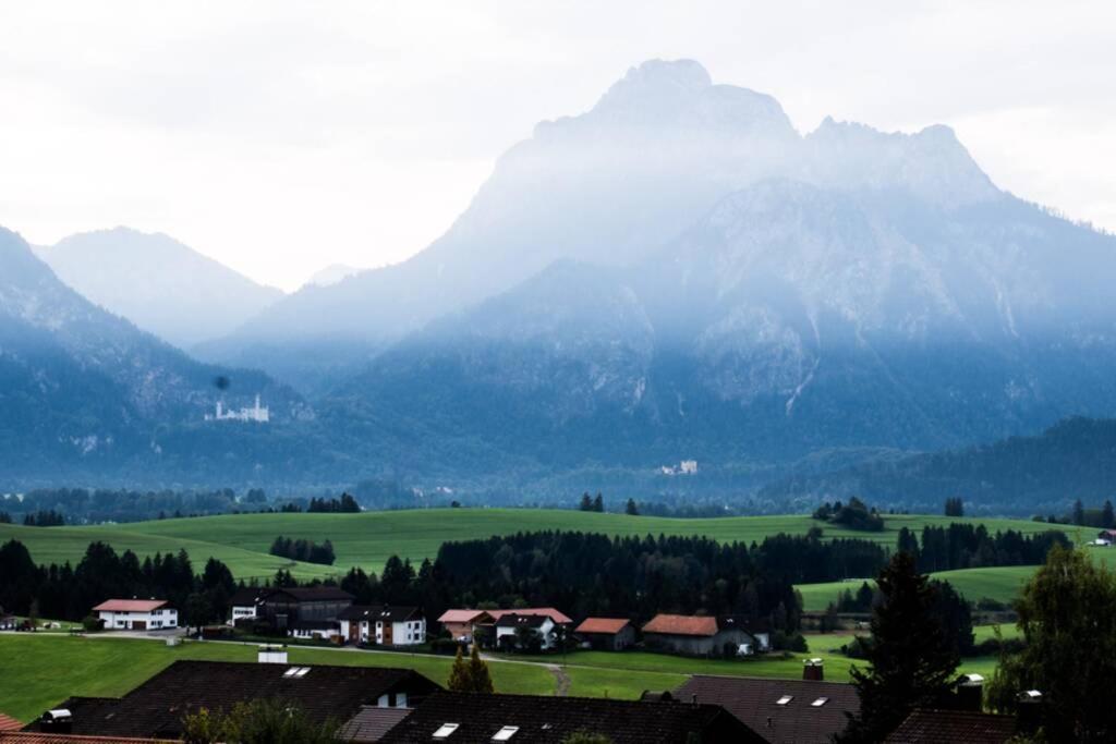 Neuschwanstein-Blick Fussen Exterior foto