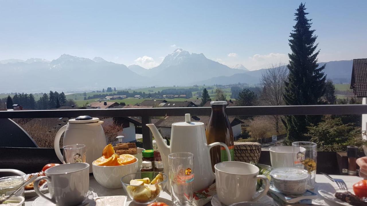 Neuschwanstein-Blick Fussen Exterior foto